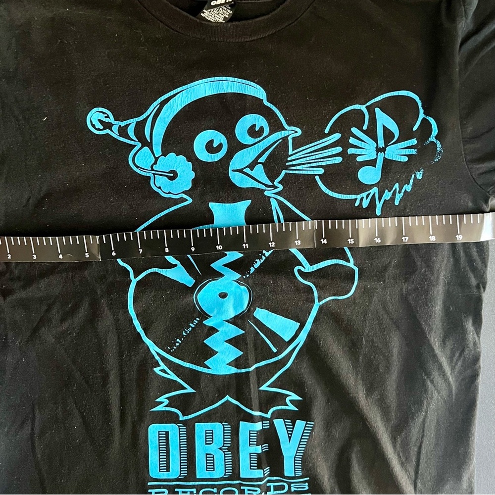 OBEY CLOTHING Vintage Shepard Fairey 100% Cotton Graphic Penguin Records Tee - Picture 6 of 8